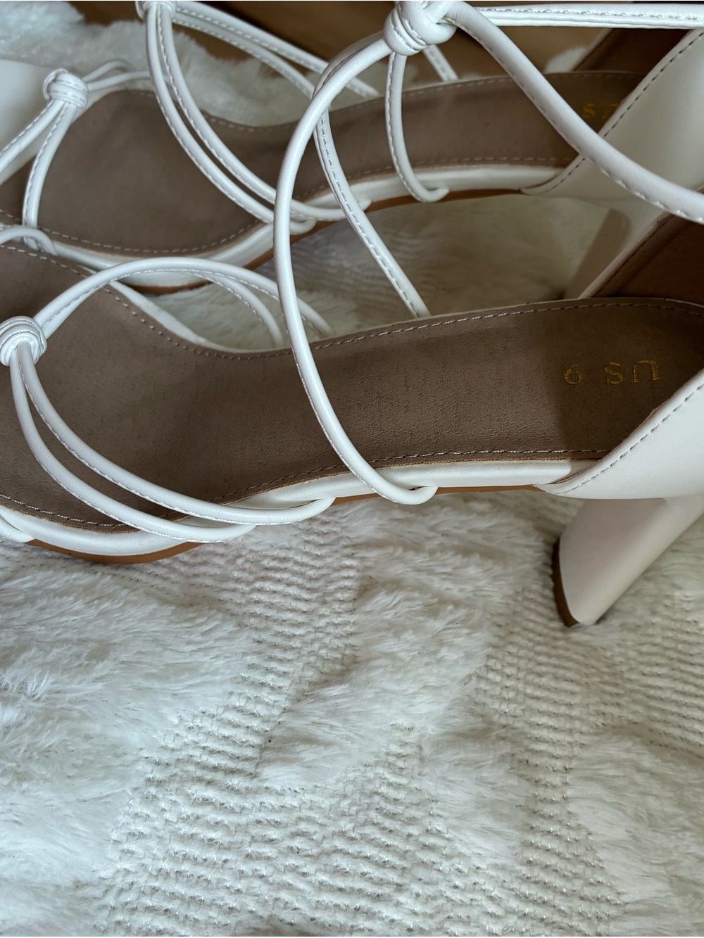 Women's White Strappy Block Heel Sandals 9 Brand New